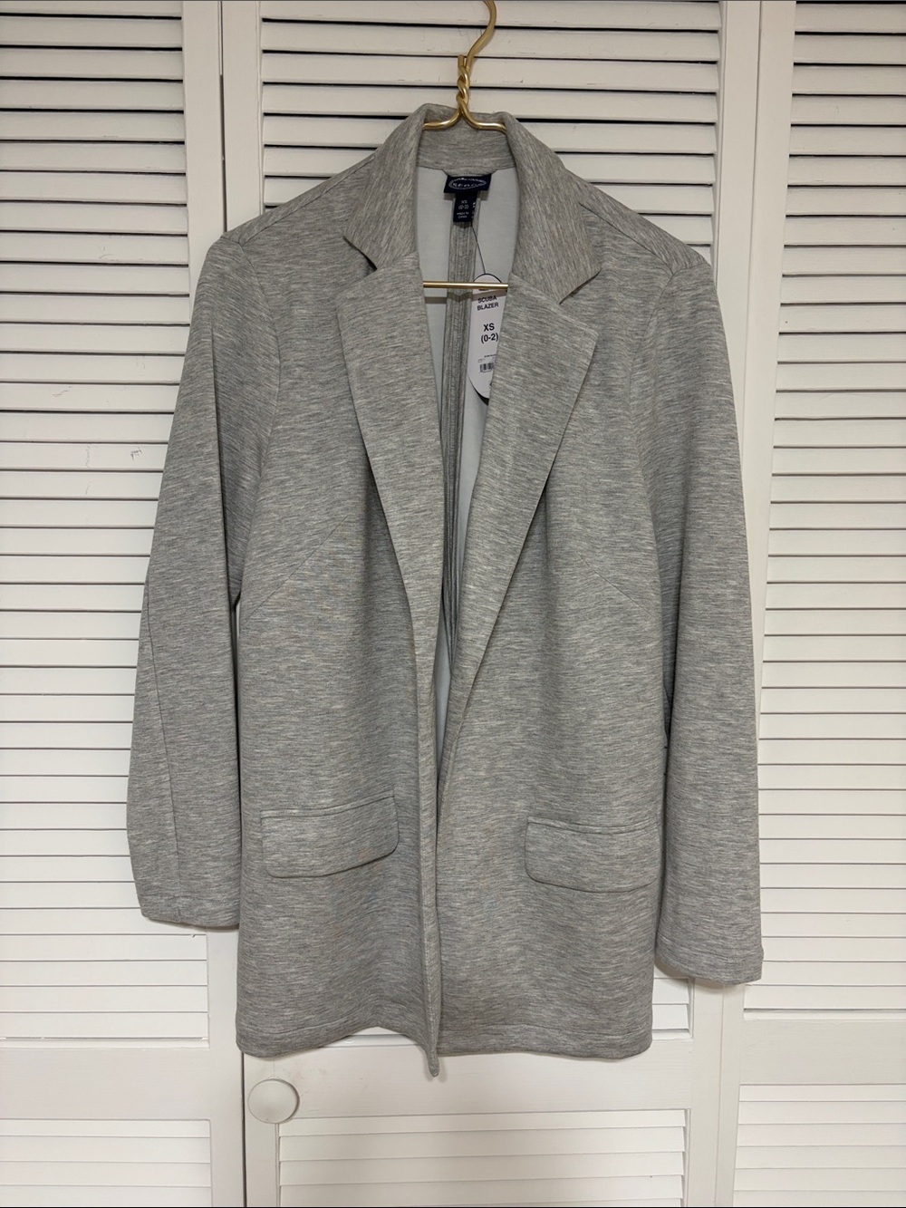 Scoop Light Gray Open-Front Knit Blazer